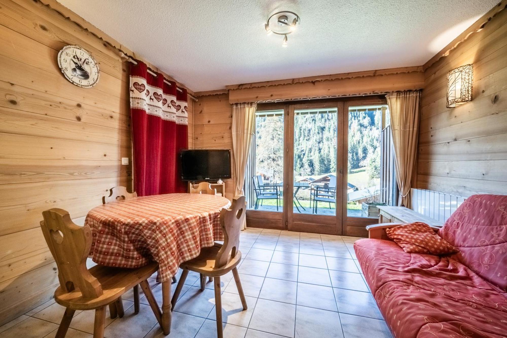 Rez-de-jardin, 4 Pers Apartment